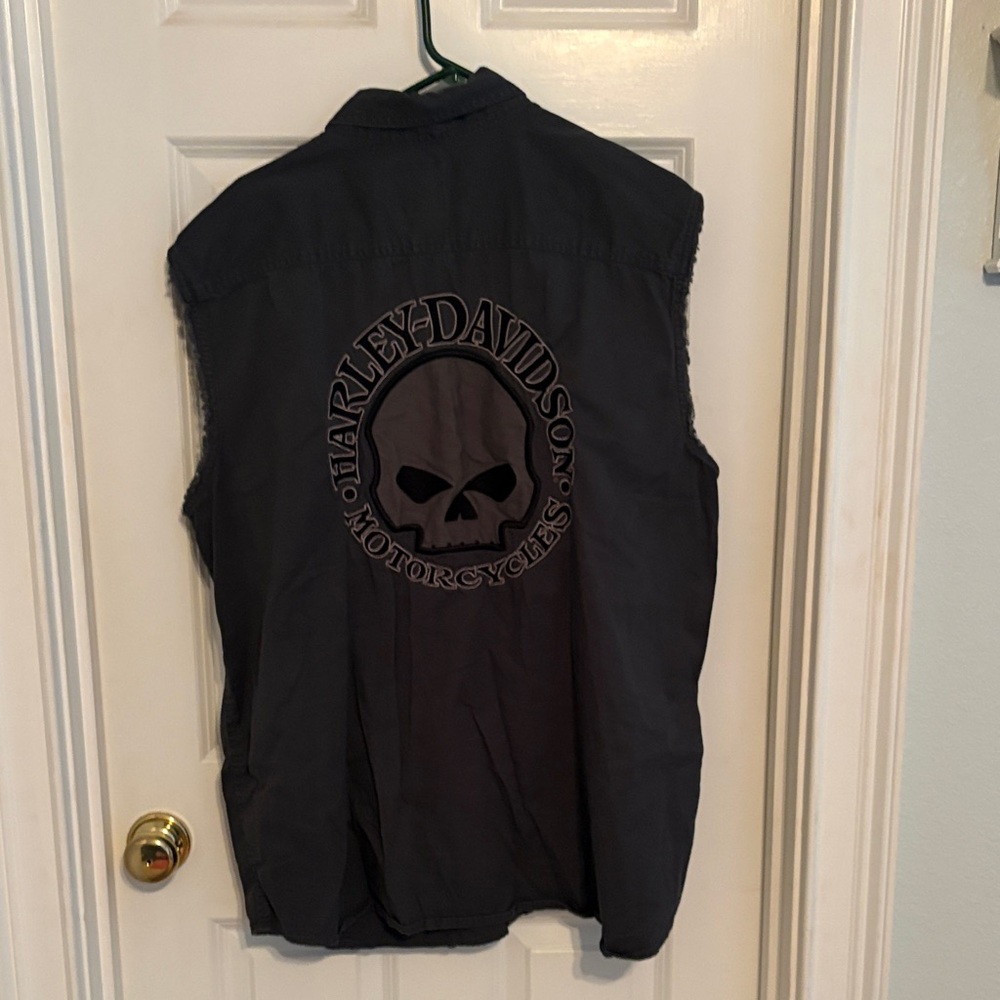 Harley-Davidson Black Vest with Skull Emblem